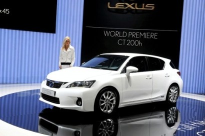 Lexus    CT 200h