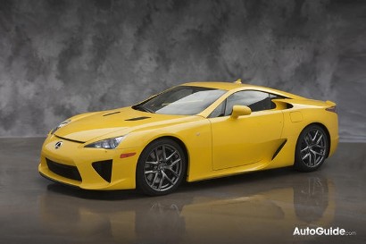  Lexus LFA теперь в желтом цвете