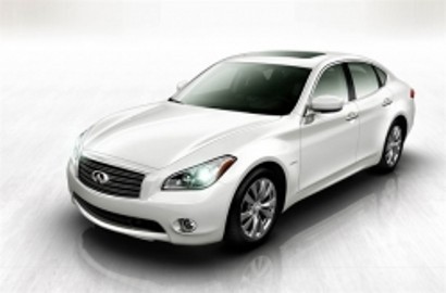  Infiniti M 